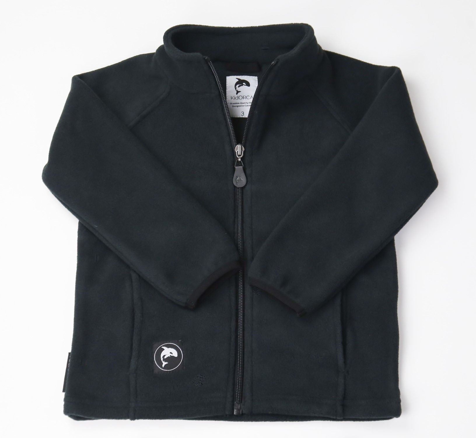 Kids black fleece jacket – front view