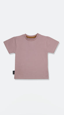 Organic cotton kids tee in mauve color – front view
